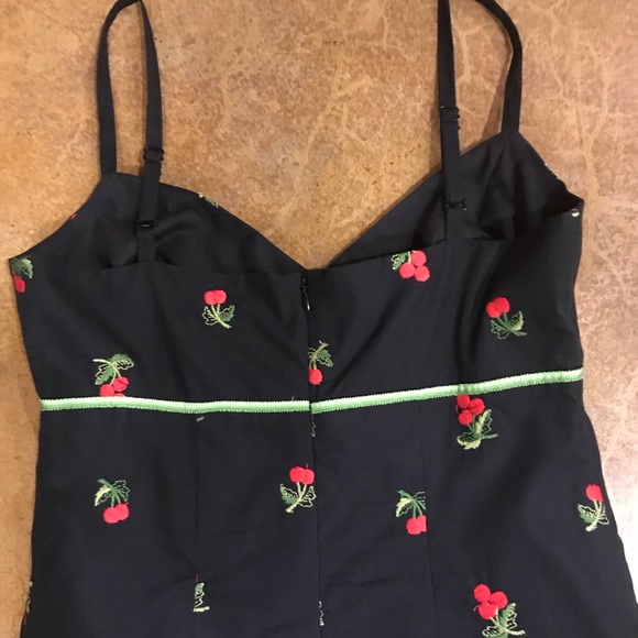 Shoshanna embroidered slipdress - Picture 6 of 6